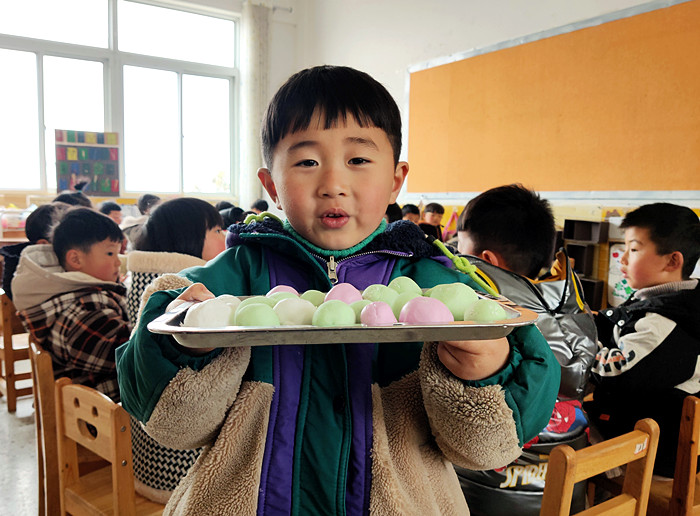 花灯高挂 趣闹元宵 ——阿湖镇黑埠中心幼儿园元宵节活动