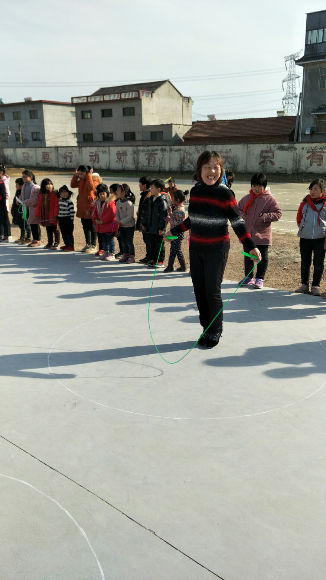 三月芳菲至 温情溢满园——阿湖镇黄柏小学庆“三八”活动报道